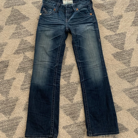 SOLD - Picture 2 of 6